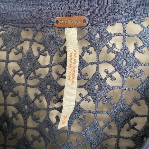 Free People The Best Button Down Navy Crochet Top - Size M - Picture 4 of 5